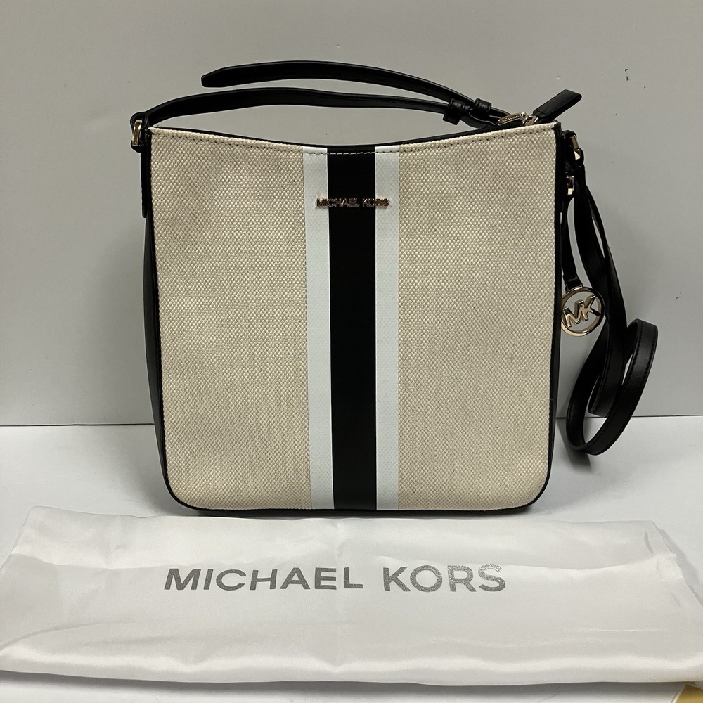 NWOT Michael Kors Jet Set Travel Large Canvas Messenger,‎ Black/Linen